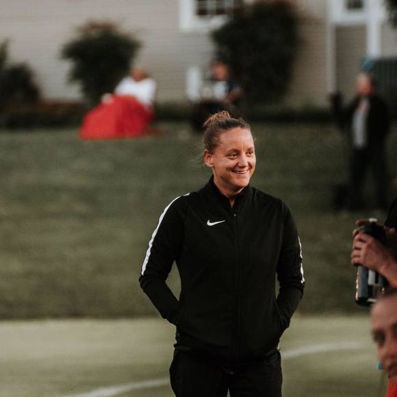 Meet your Posher, Lisa - Picture 1 of 1